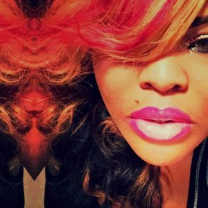 Meet your Posher, Latonya